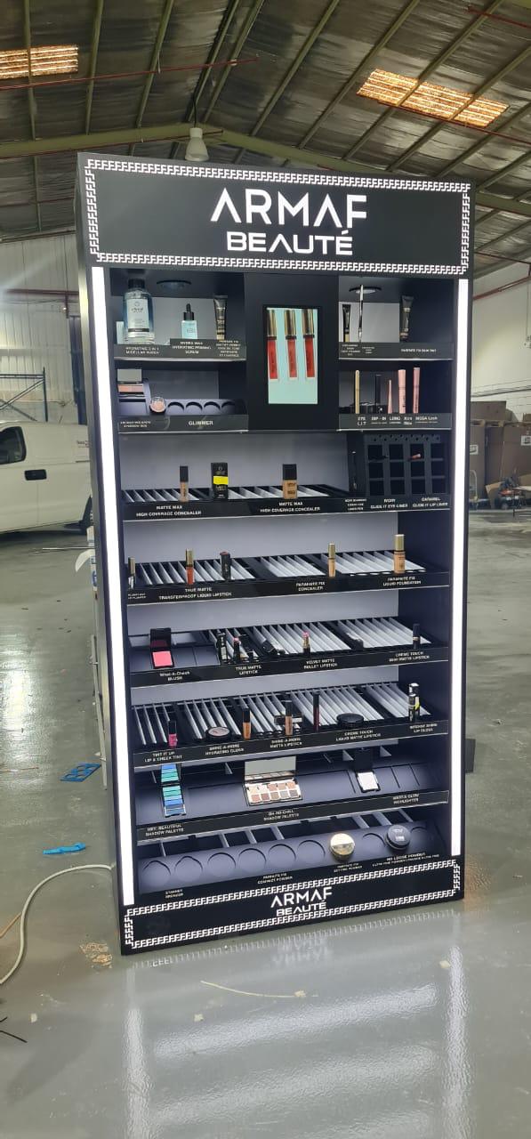 ستاندات العــرض الثابتة